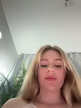 Stripchat Sex Cam of CaseyCumFace