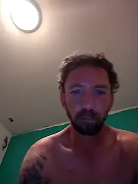 Stripchat Best Webcam of Treemandude