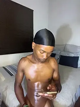 Stripchat Watch Live Sex Cams of Boytoy_BigD