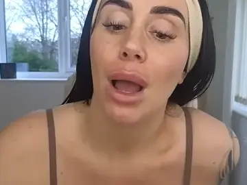 Stripchat Nude Webcam of LibbyLoveHeartx