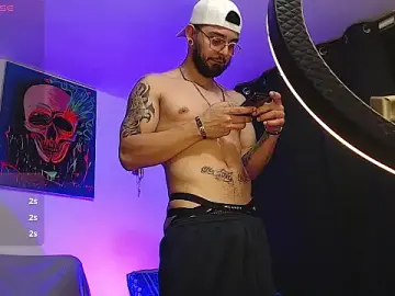 Stripchat Live Sex of Axel_Stton