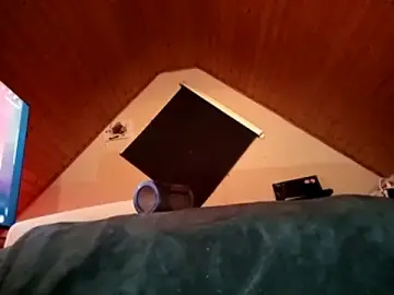 Stripchat Live Sex Cam of HornyPaul84