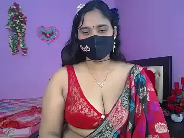 Stripchat Nude Webcam of Maiya_Amber