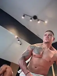 Stripchat Free Live Porn of MassimoWalton2