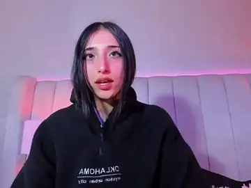 Evabellee from stripchat