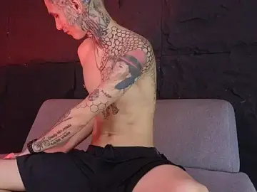 Stripchat Adult Video Chat of Paulo_527