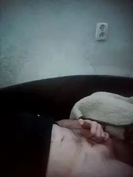 Lukas2204 from stripchat