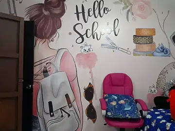 EMMA_SWEETT1 from stripchat