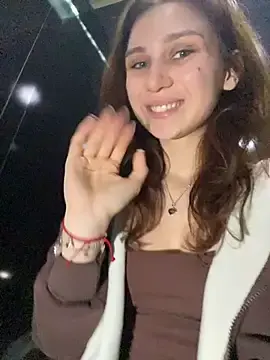 Stripchat Sex Cam of QuitieLia