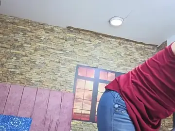 Stripchat Live Porn of daniela_xue