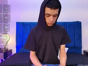 Kris_Storm from stripchat