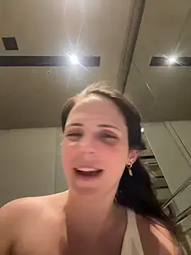 Stripchat Live Sex Cam of Lady_LauraRose