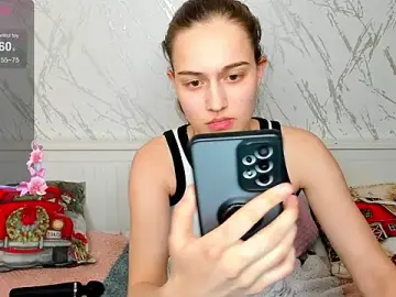 Alisa__Hall from stripchat