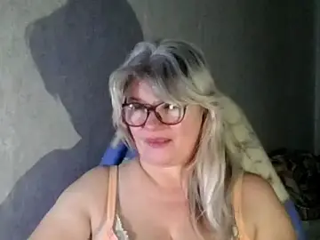 Stripchat Free Porn Cam of Diana_49