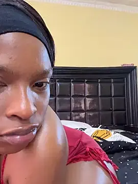 Stripchat Free Live Porn of NiaLong21_