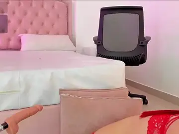 Stripchat Adult Video Chat of Kendall__Fox