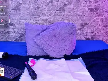 Stripchat Adult Webcams of MaryAnneeXOO