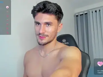 AXEL_OWEN from stripchat