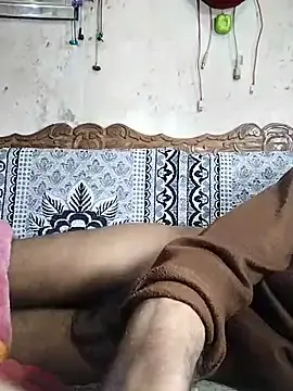 Stripchat Adult Webcams of BadBoySmoker7070