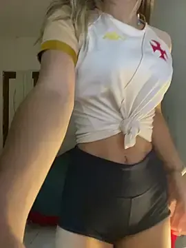 Stripchat Sex Cam of Carolinen