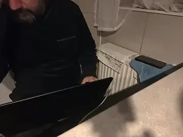 Stripchat Free Porn Cam of TARKAN1