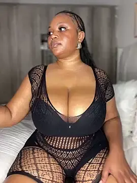 Stripchat Sex Cam of RoyalVibeXO
