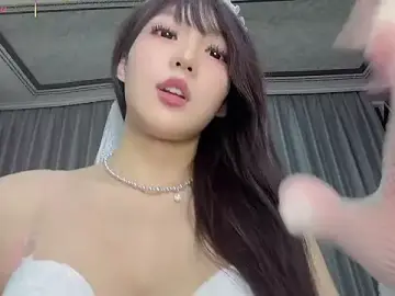 Stripchat Adult Webcam of Yaya--728