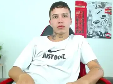 Stripchat Private Sex Chat of Cumandres18