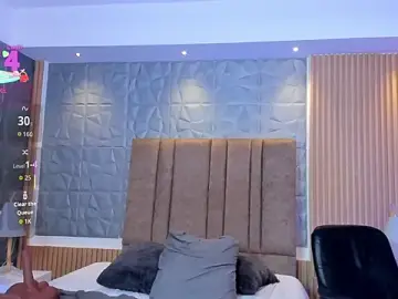 charlottewhitte from stripchat