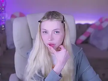 Stripchat Free Porn Cam of EviStar