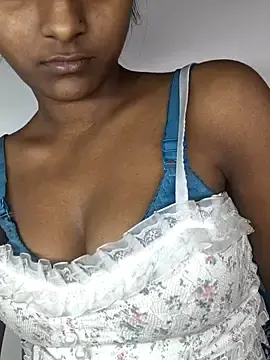 Royal-girl78 from stripchat