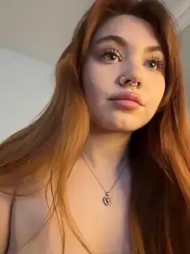 LunaMillie from stripchat