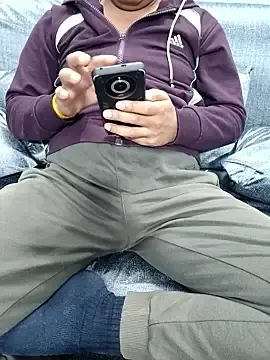 Stripchat Nude Webcam of Virat_FatDick