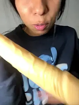 Stripchat Free Live Porn of Luna_traviesa_xxx