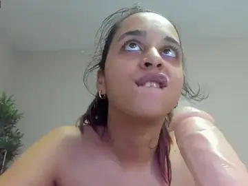 Stripchat Sex Cam of anna_taylor_