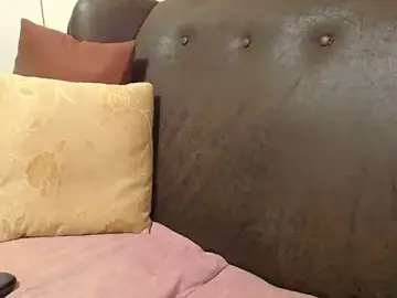 Stripchat Private Sex Chat of bustylaura4u