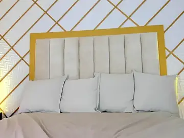 Stripchat Live Sex Cam of cocoamore