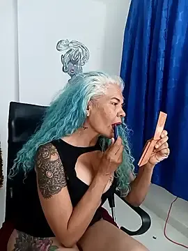 Stripchat Adult Webcams of freyadevil333