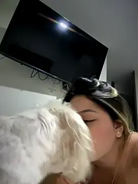 Stripchat Best Webcam of lunablossom_