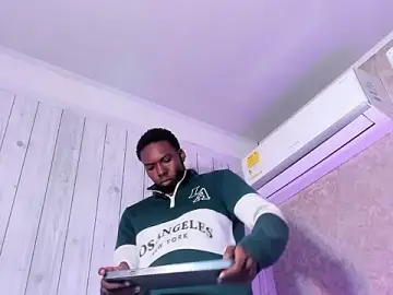 Stripchat Sex Chat of mike_aly