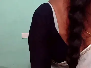 Stripchat Sex Cam of shrutitelugu69