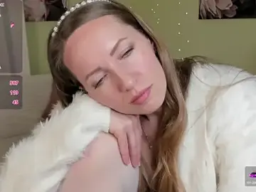 Queenymel from stripchat