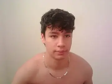 Stripchat Watch Live Sex Cams of zeus_181