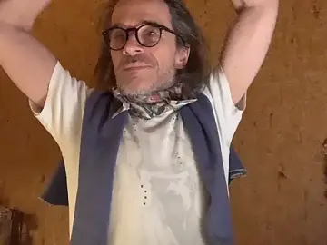 Stripchat Adult Webcams of GioApri