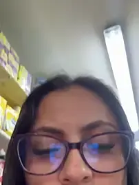 Stripchat Live Sex Cam of Angie_e