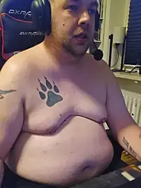 Stripchat Adult Webcams of PupW0lfy