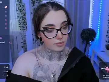 Stripchat Best Webcam of Dixi_Pixi_