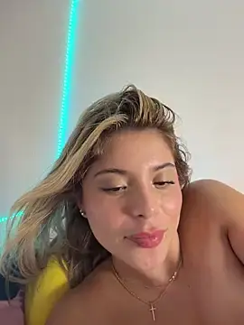 Stripchat Nude Webcam of _Alicee_1