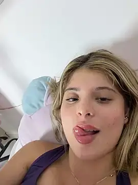 Stripchat Live Sex of _Alicee_1