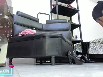 Stripchat Live Sex Cam of ChanelNylon